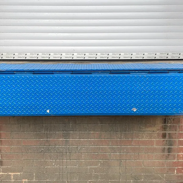 Dock leveller