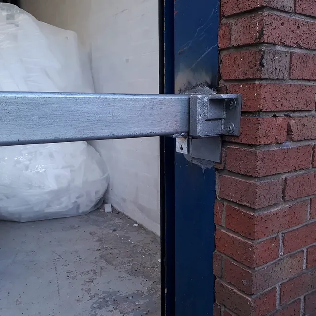 Security bar