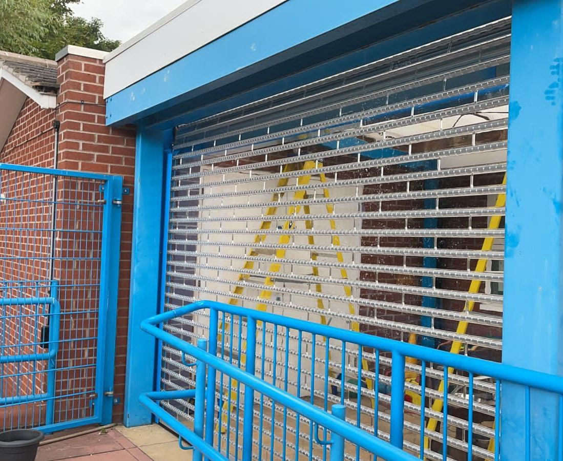 Transparent polycarbonate transpalink shutter at school